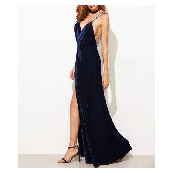 Dark Blue Strappy Backless Velvet Wrap Dress - Picture 3 of 6